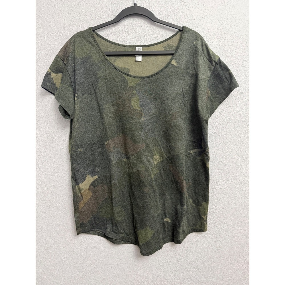 Alternative Apparel Womens XL Camo Scoop Neck T-Shirt Green Camouflage Top